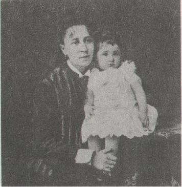 Mariia Kiseleva (d.1921), with her daughter
