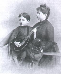 Ol'ga Tchaikovskaia, together with her adoptive son Georgii, pictured in 1886